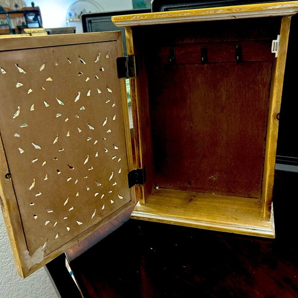 Hanging jockey box! - Picture 2 of 5